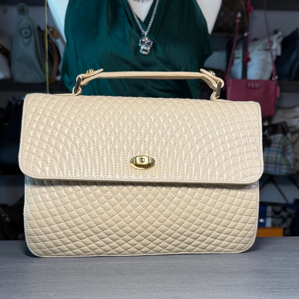Bally Elegant Cream Quilted Top Handle Handbag